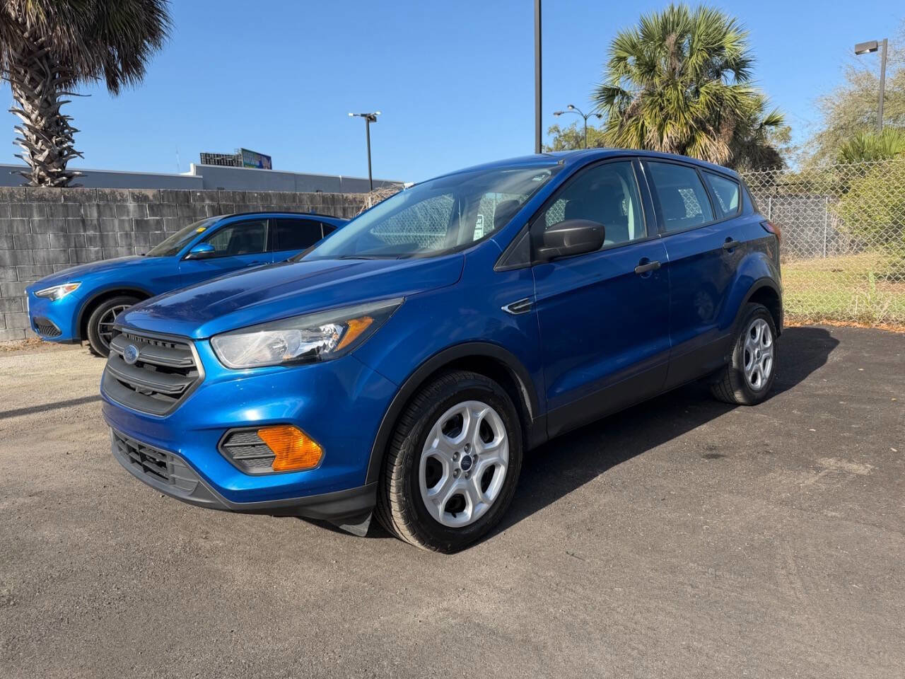 Used 2019 Ford Escape S FWD image 4