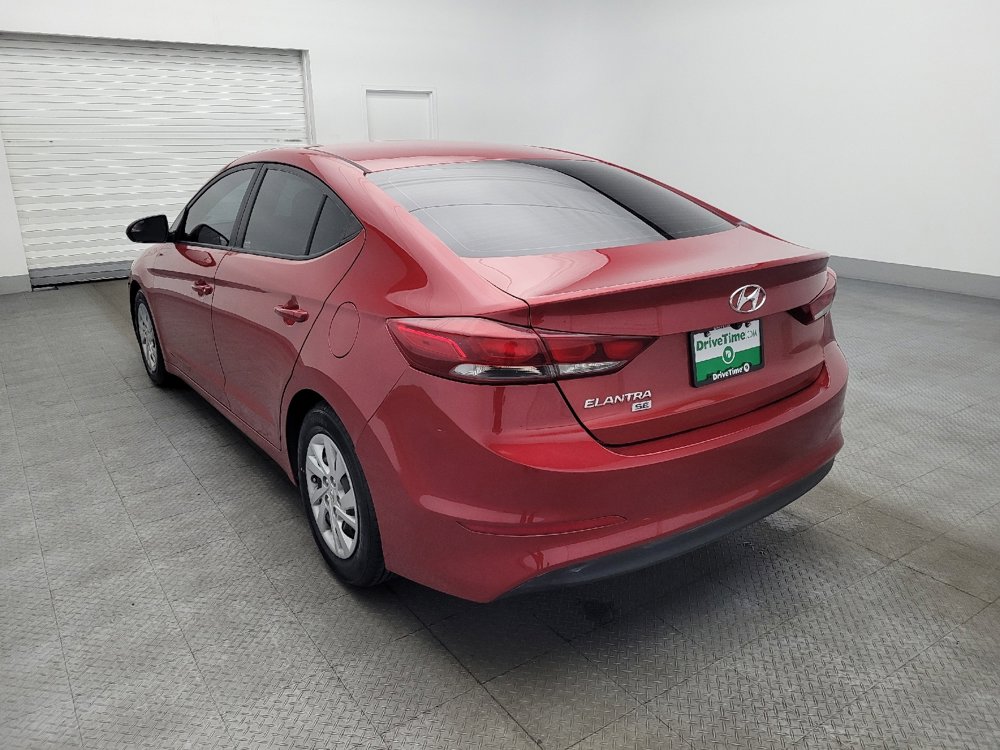 Used 2018 Hyundai Elantra SE w/ Cargo Package FWD image 5