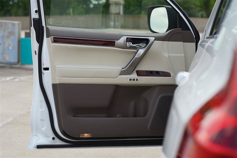 Used 2013 Lexus GX 460 Premium AWD/4WD image 40