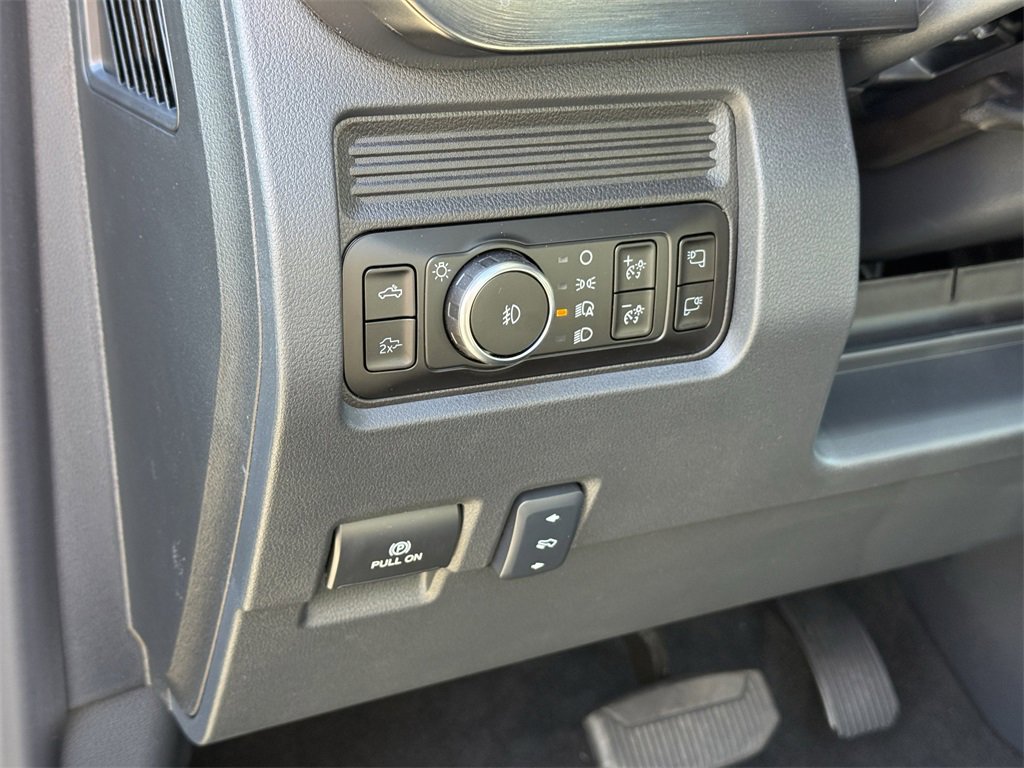 New 2026 Ford F350 Lariat image 19