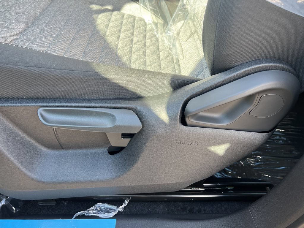 New 2026 Volkswagen Tiguan S AWD/4WD image 14