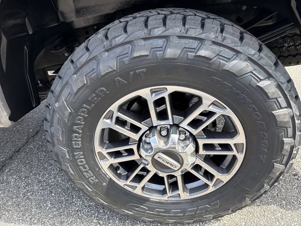 Used 2024 Ford F250 Limited image 19