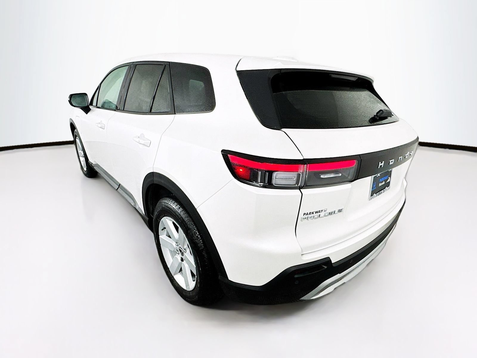 Used 2025 Honda Prologue EX image 6