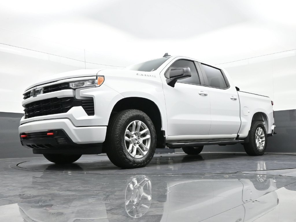 Used 2024 Chevrolet Silverado 1500 RST RWD image 23