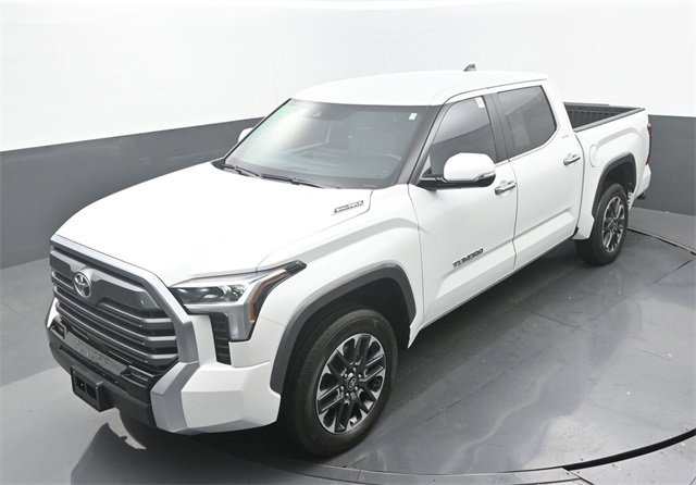 Used 2025 Toyota Tundra Limited image 30