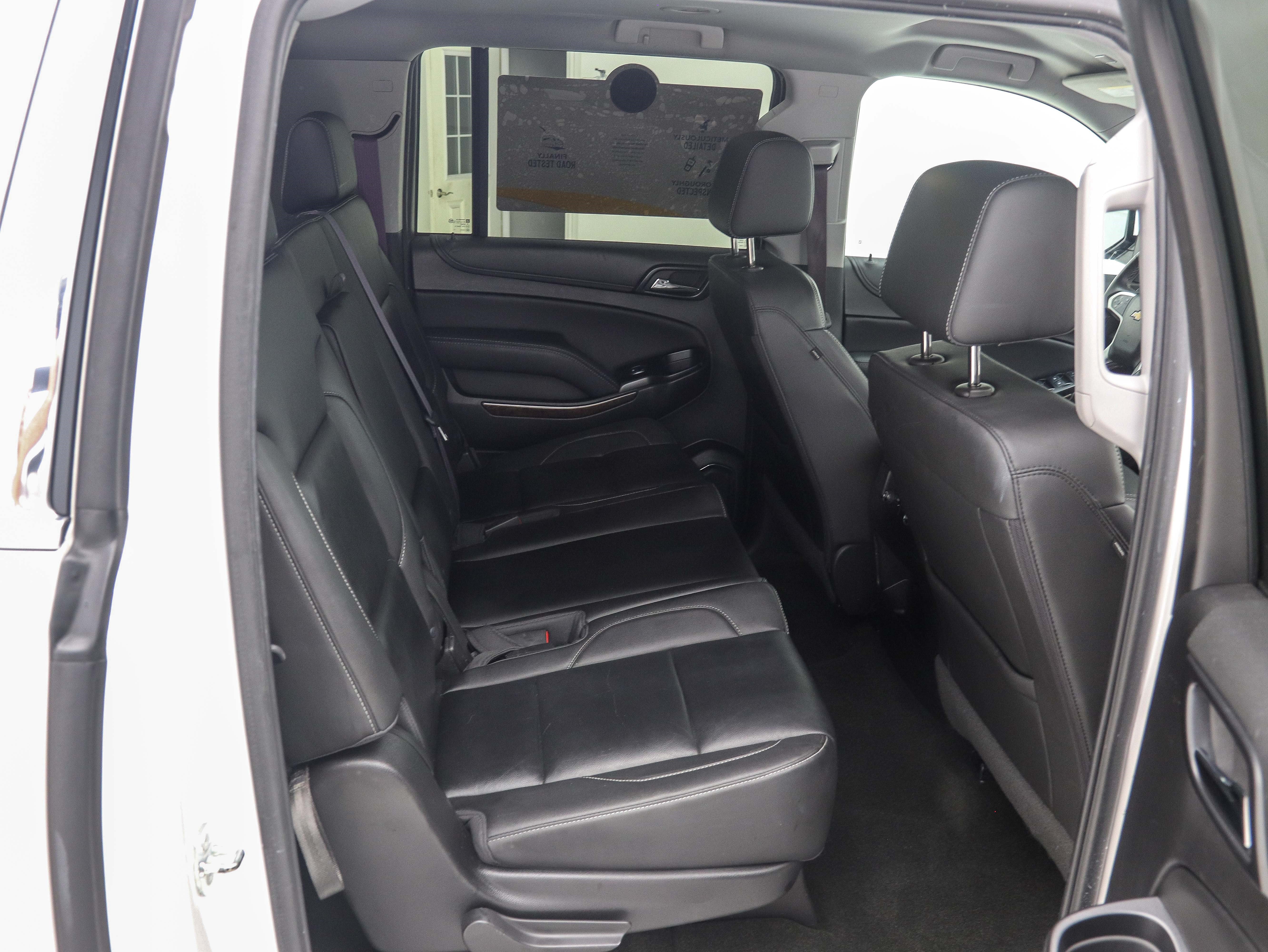 Used 2017 Chevrolet Suburban LT AWD/4WD image 15