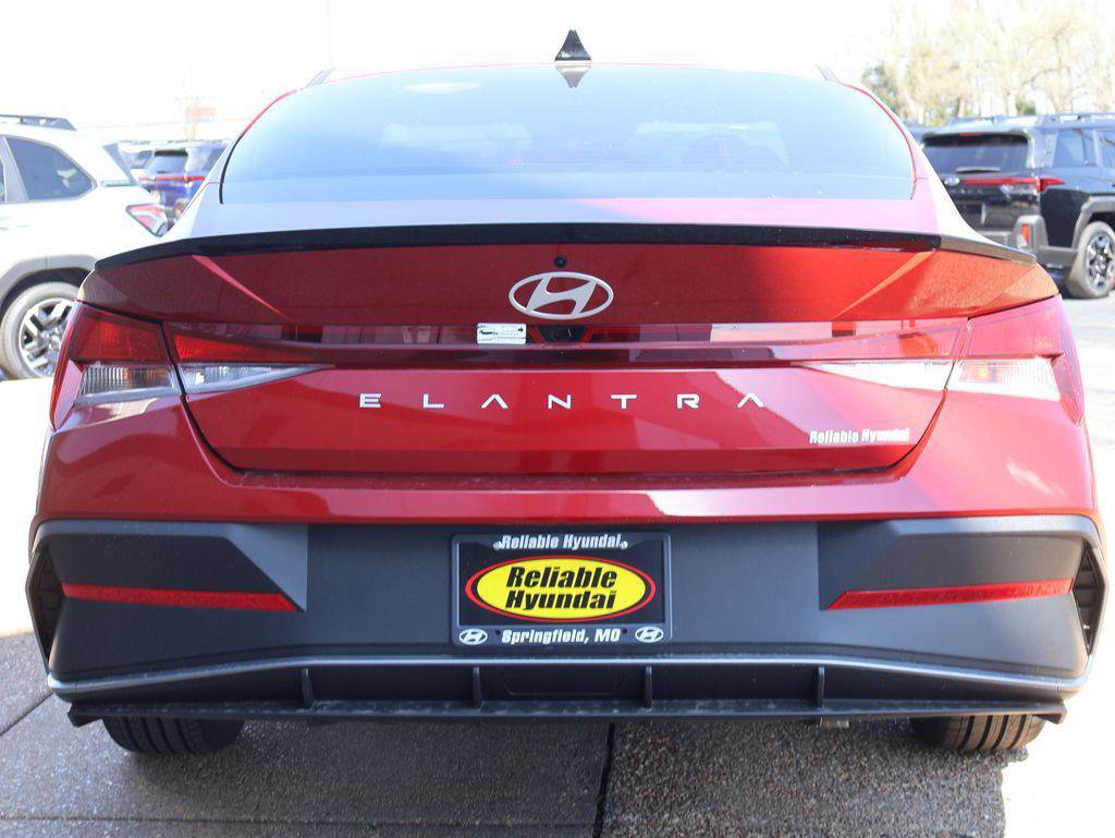 New 2026 Hyundai Elantra Sport image 5