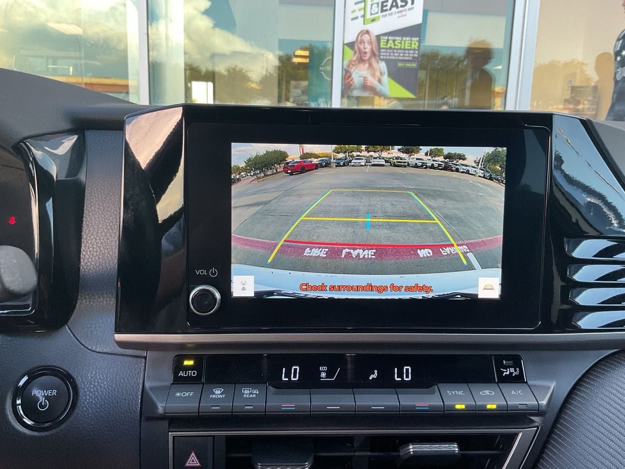 Used 2025 Toyota Camry SE FWD image 30