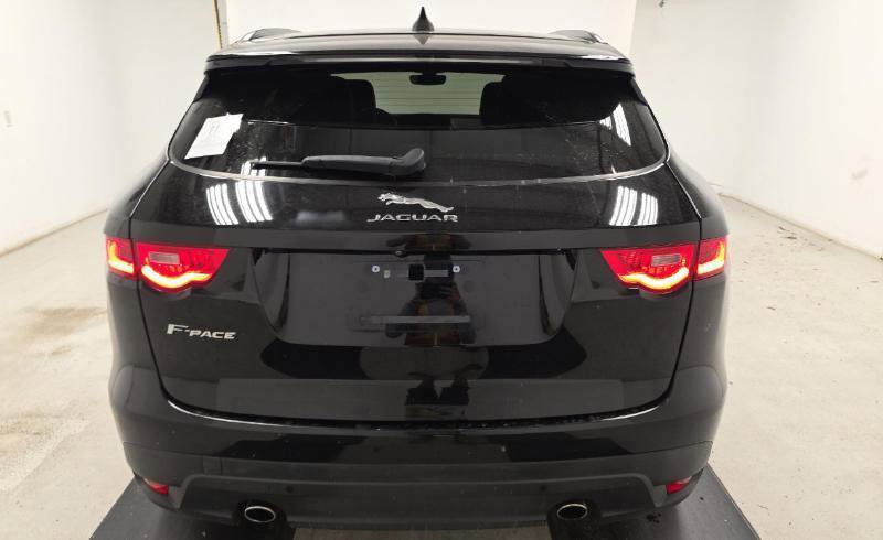 Used 2020 Jaguar F-PACE Premium image 5