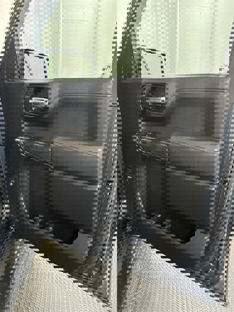 Used 2019 Chevrolet Silverado 1500 RST w/ All-Star Edition image 34