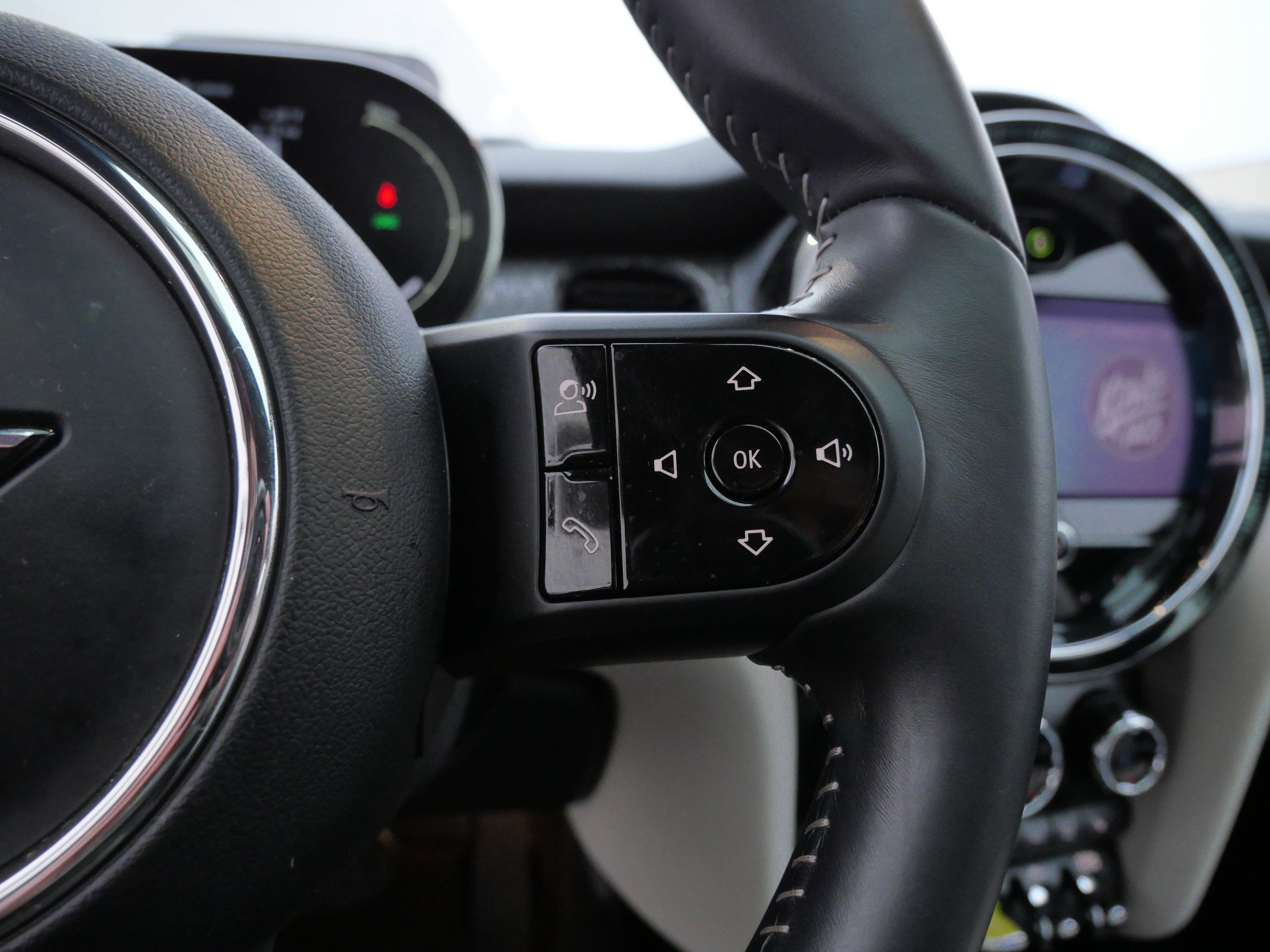 Used 2023 MINI Cooper SE image 22