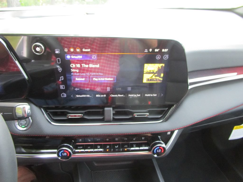 New 2026 Chevrolet Equinox RS w/ Convenience Package III FWD image 33