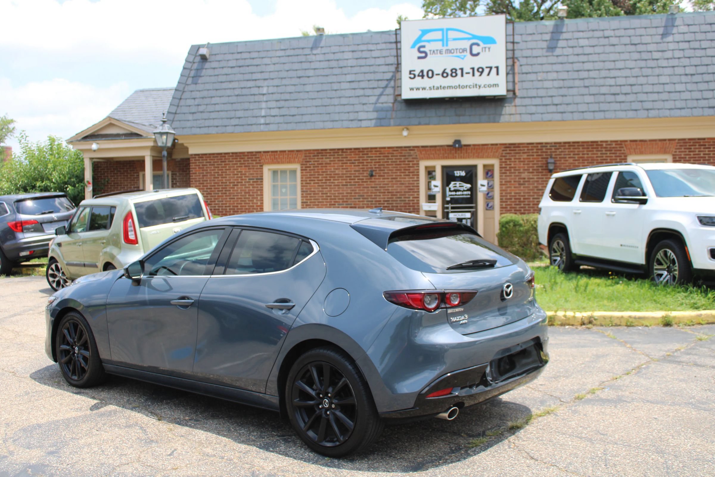 Used 2021 MAZDA MAZDA3 s AWD/4WD image 3