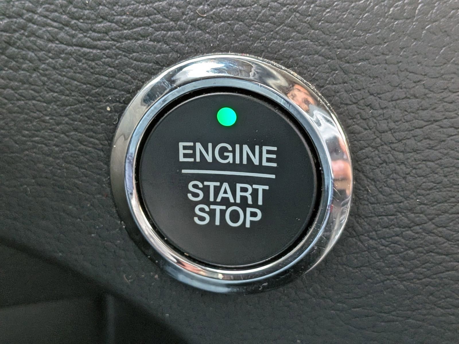 Certified 2024 Ford Edge SEL w/ Convenience Package AWD/4WD image 32