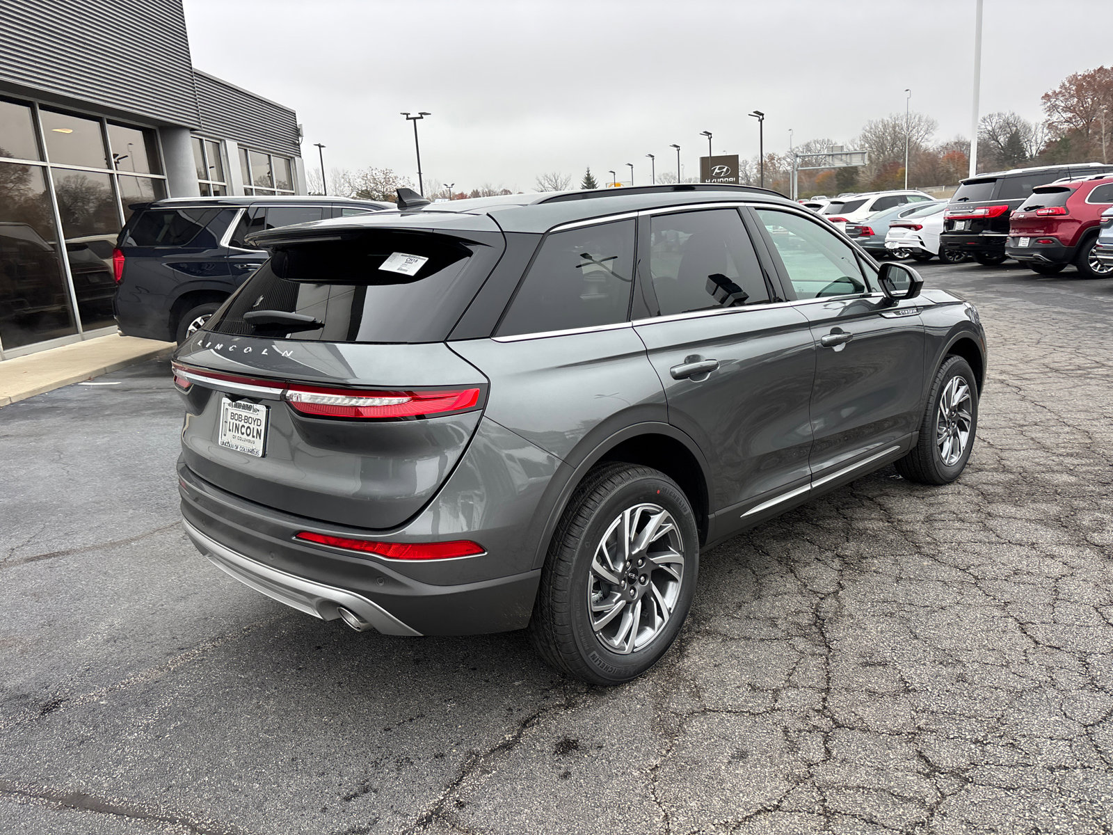 New 2026 Lincoln Corsair Premiere image 7