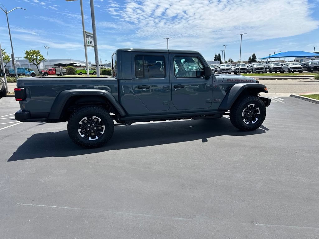 New 2026 Jeep Gladiator Rubicon w/ Steel Bumper Group AWD/4WD image 7