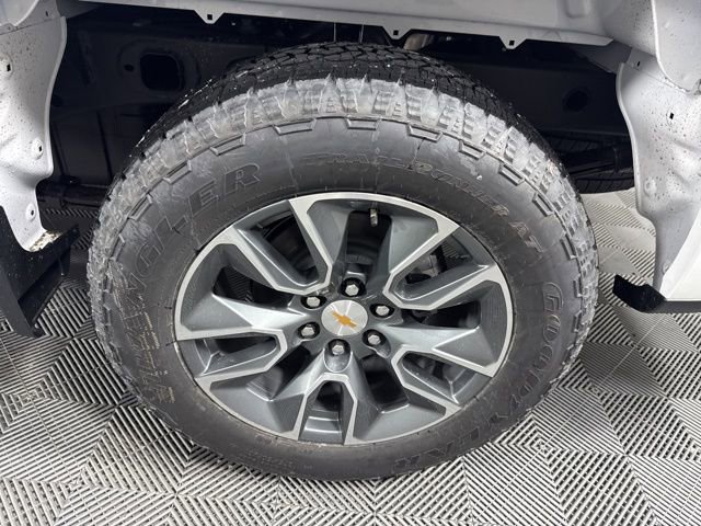 New 2026 Chevrolet Silverado 1500 LT w/ All Star Edition Plus image 9