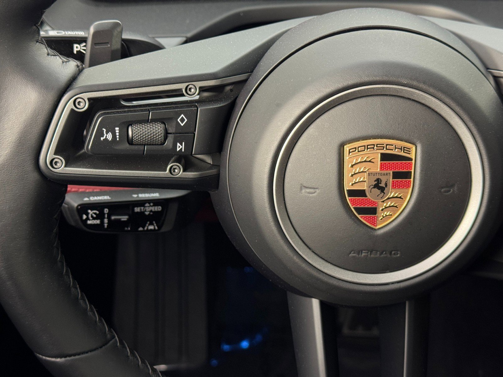 Used 2024 Porsche Panamera image 22