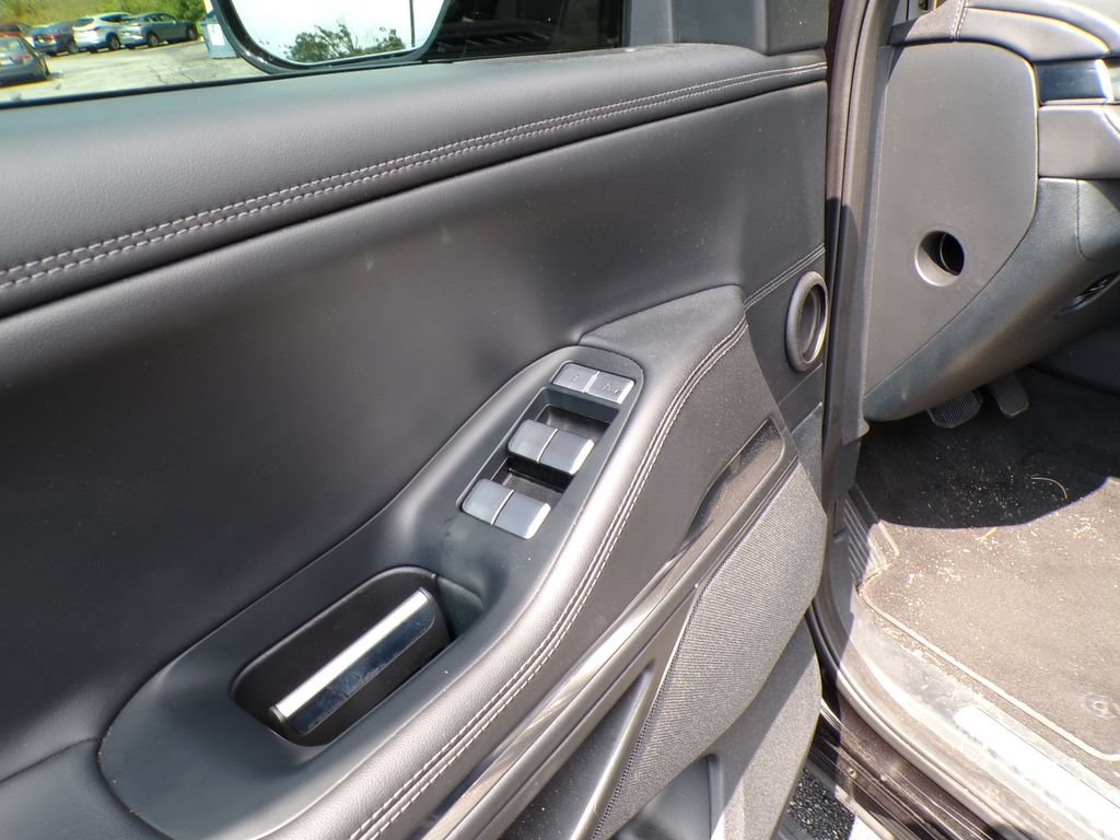 Used 2025 Lincoln Navigator Reserve w/ Jet Appearance Package AWD/4WD image 25