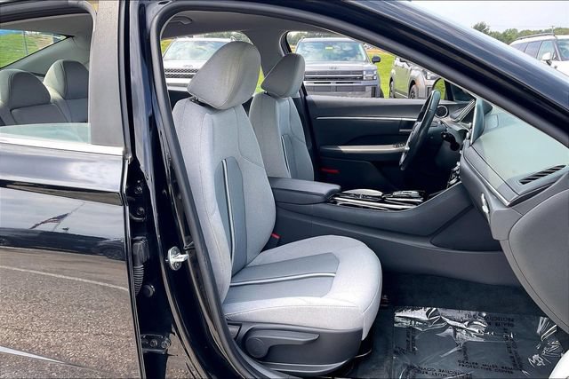 Used 2020 Hyundai Sonata SEL w/ Convenience Package FWD image 9