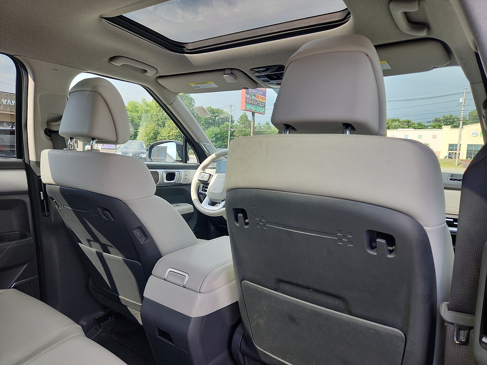 Certified 2024 Hyundai Santa Fe Limited AWD/4WD image 30