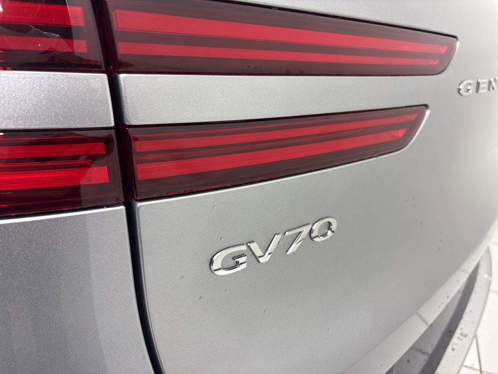 New 2026 Genesis GV70 2.5T Select AWD/4WD image 10