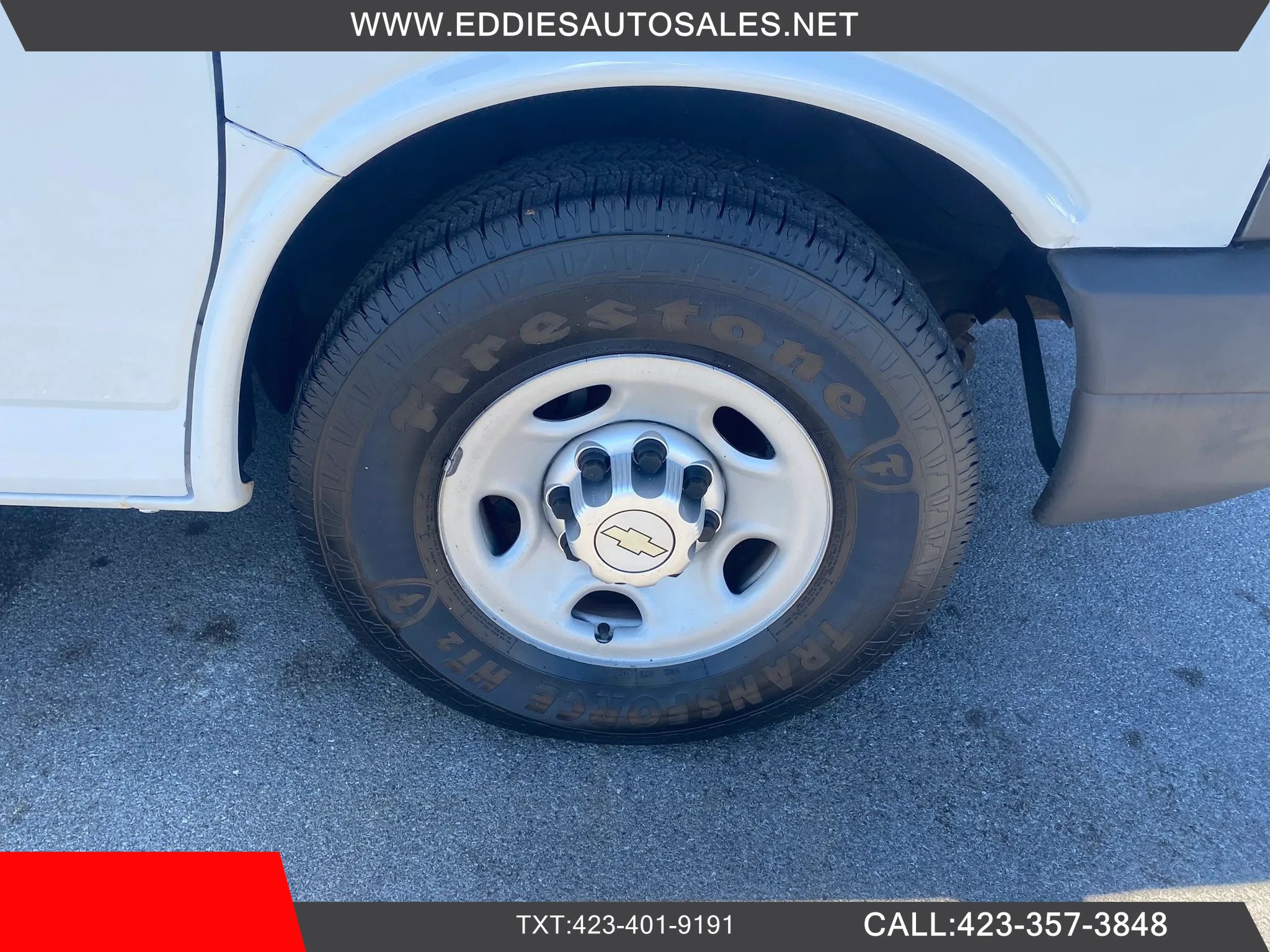 Used 2011 Chevrolet Express 3500 RWD image 23