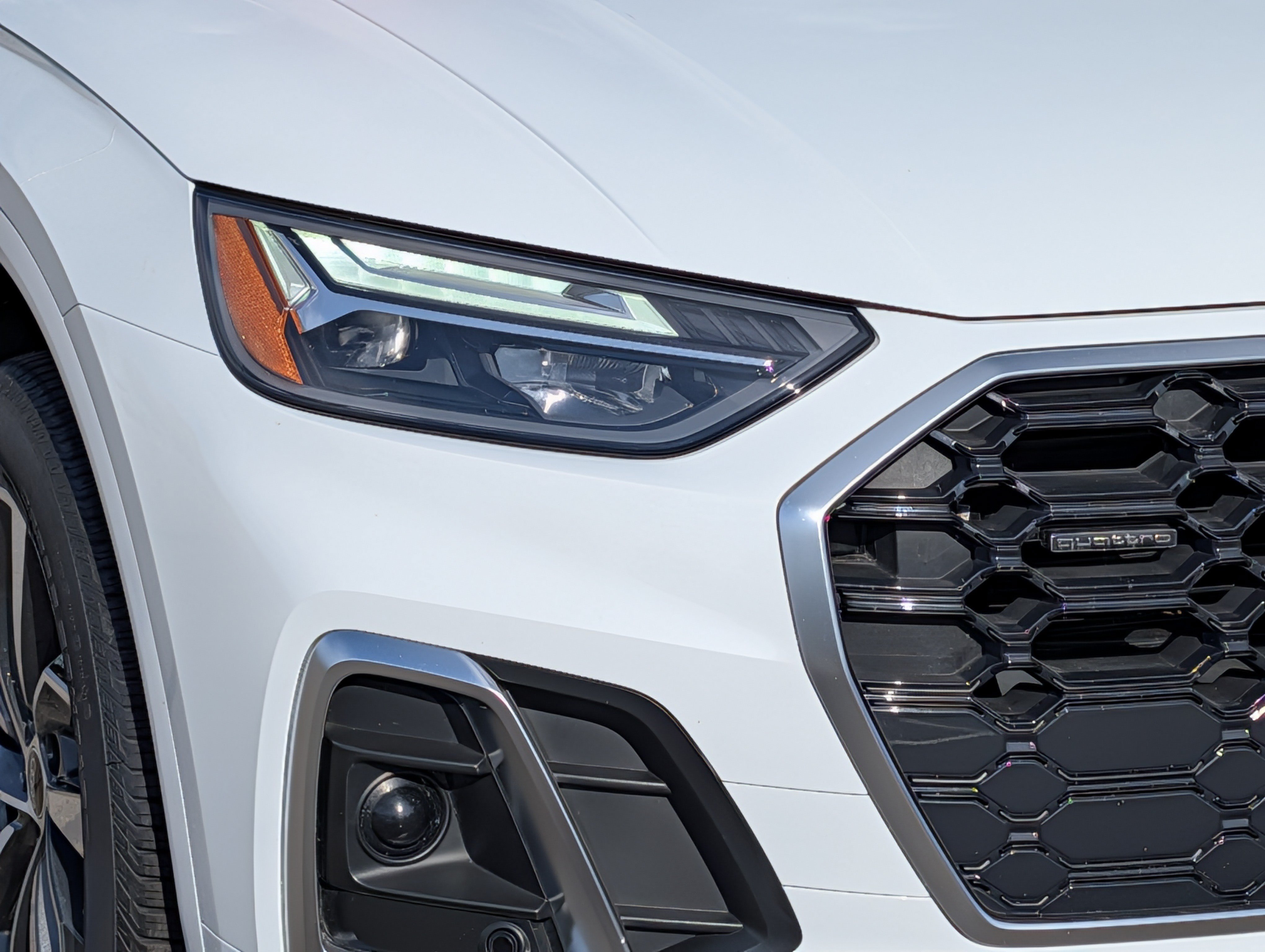Certified 2024 Audi Q5 2.0T Premium Plus w/ Premium Plus Package AWD/4WD image 9