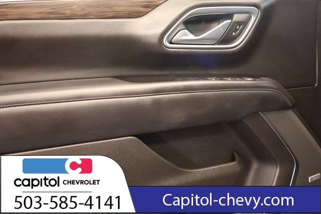 Used 2021 Chevrolet Tahoe Z71 w/ Z71 Off-Road Package AWD/4WD image 11