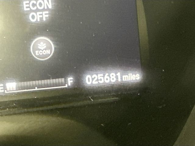 Used 2022 Honda HR-V EX image 16