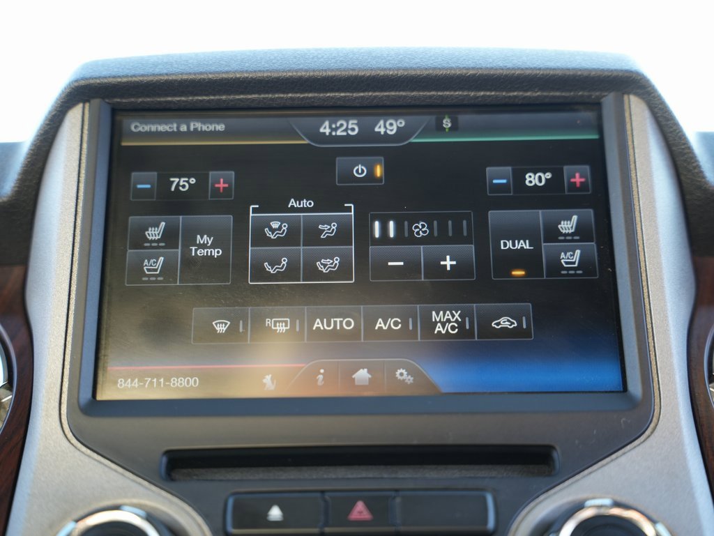 Used 2015 Ford F350 Lariat image 26