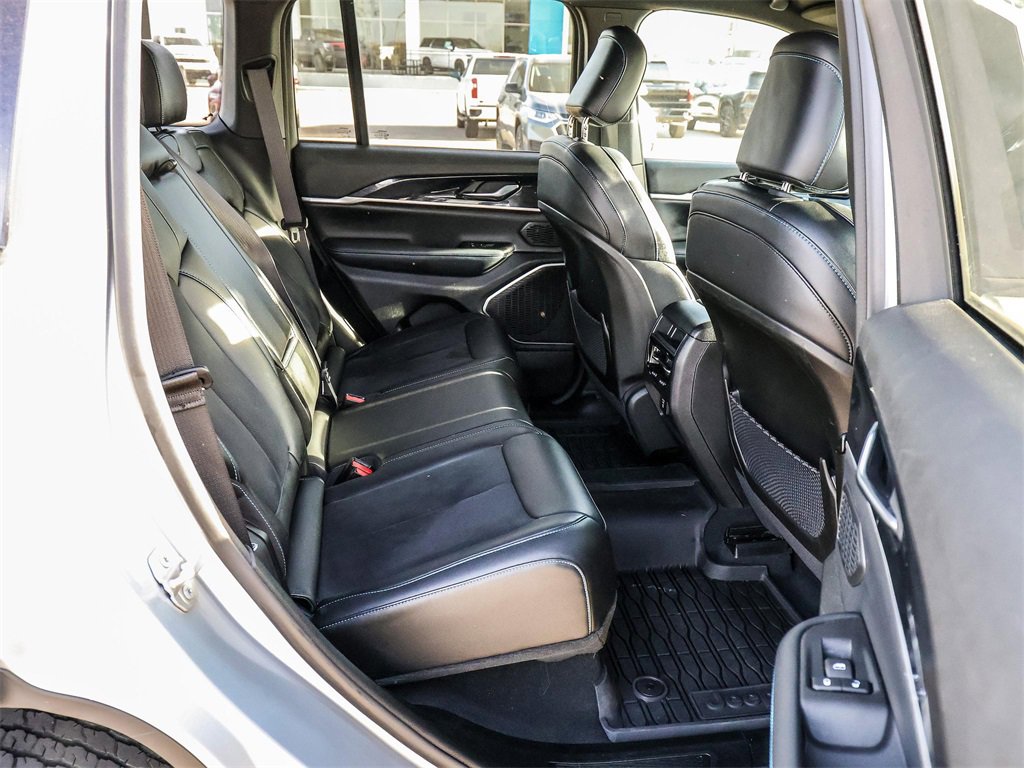 Used 2022 Jeep Grand Cherokee Trailhawk image 25