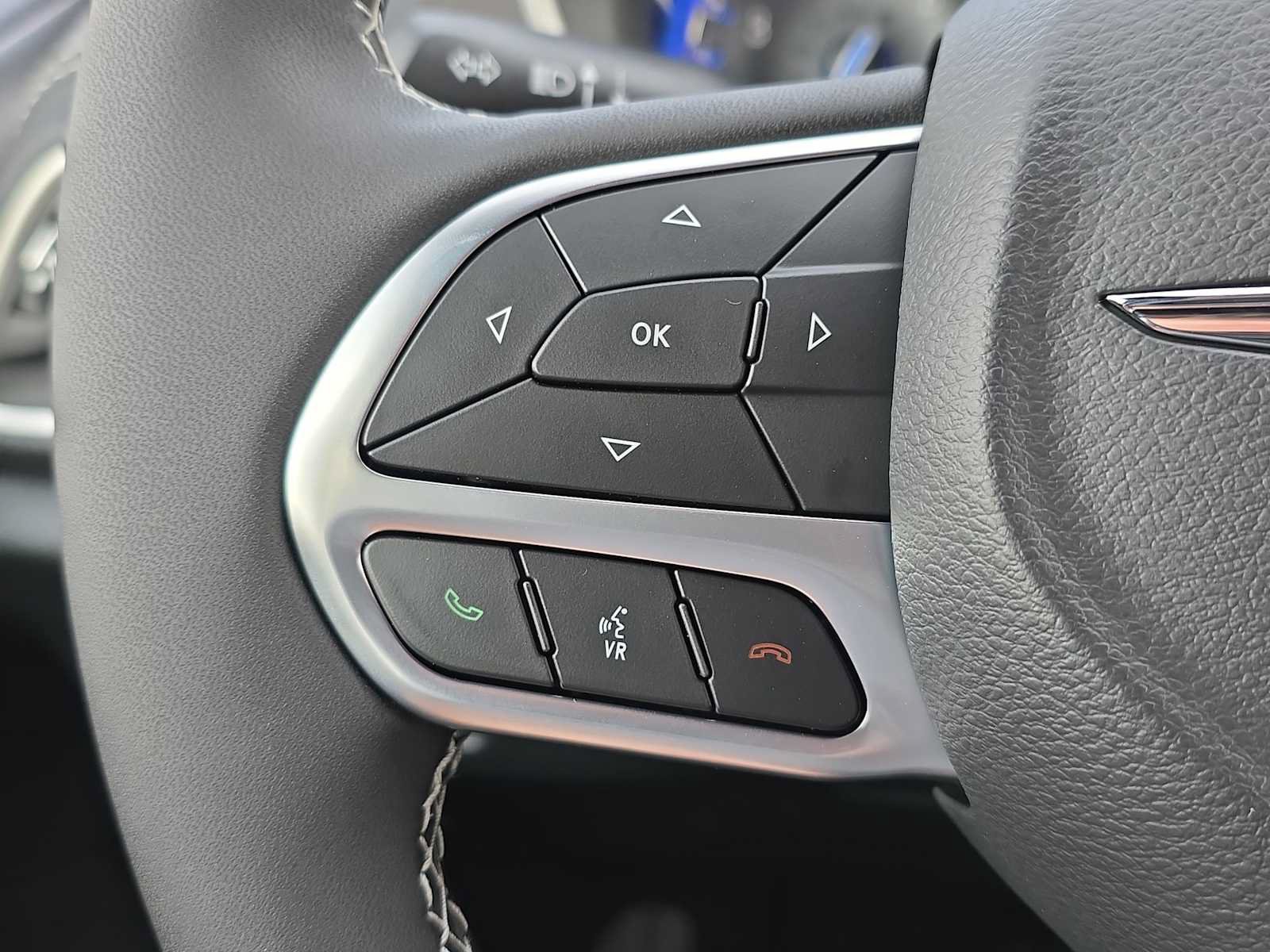 New 2026 Chrysler Pacifica Select FWD image 27