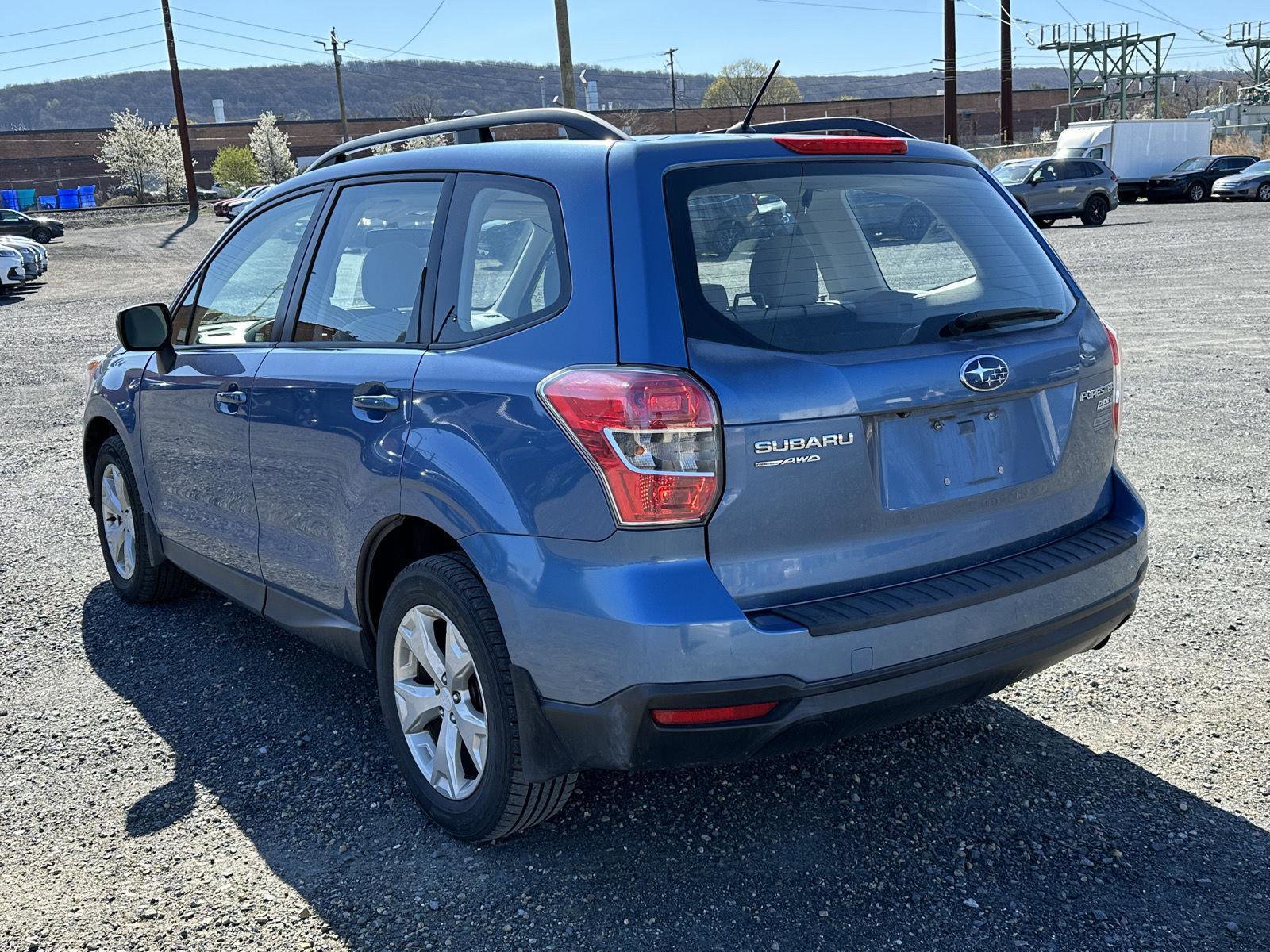 Used 2015 Subaru Forester 2.5i w/ Alloy Wheel Package image 6
