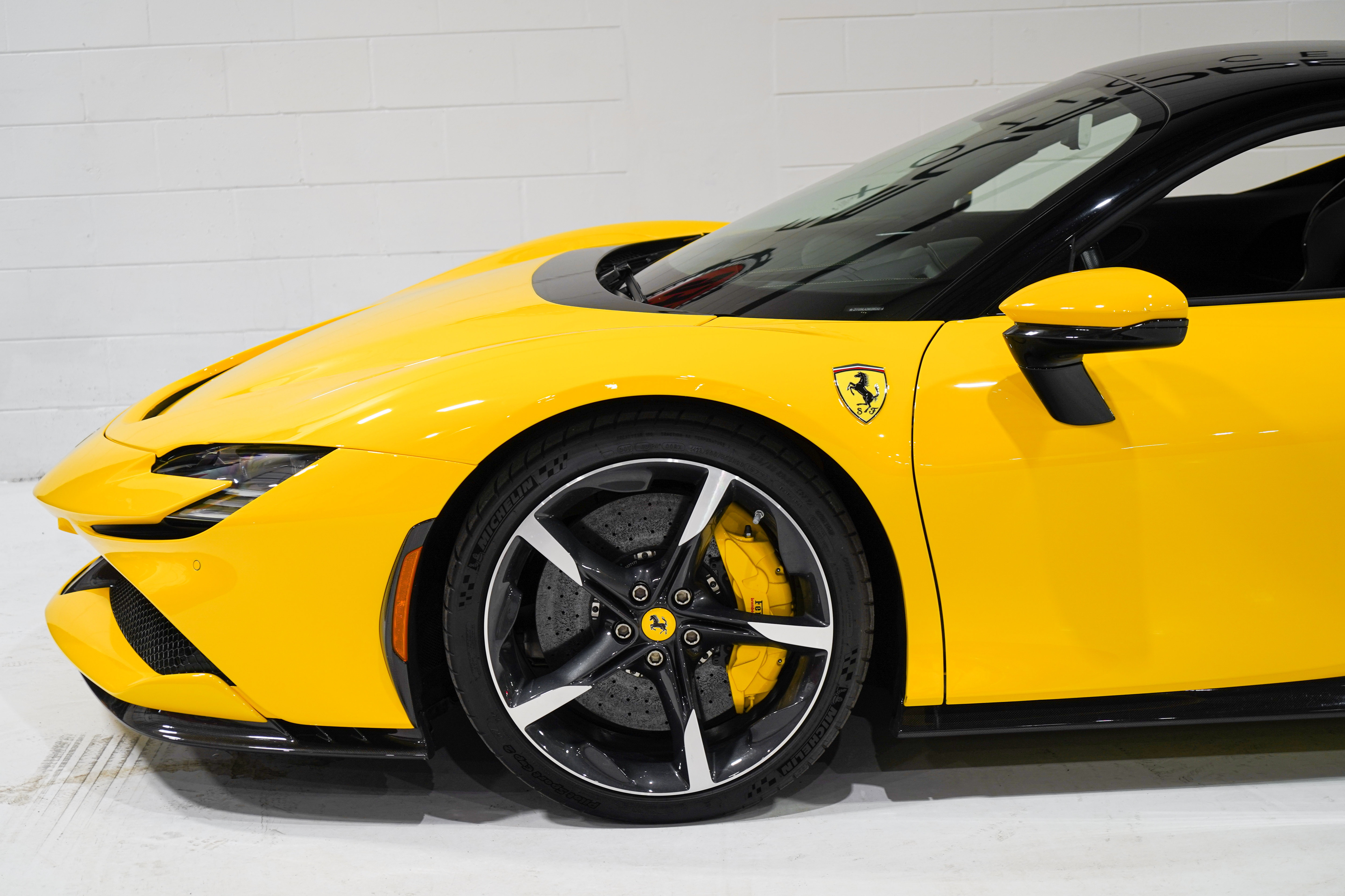 Used 2021 Ferrari SF90 Stradale AWD/4WD image 32
