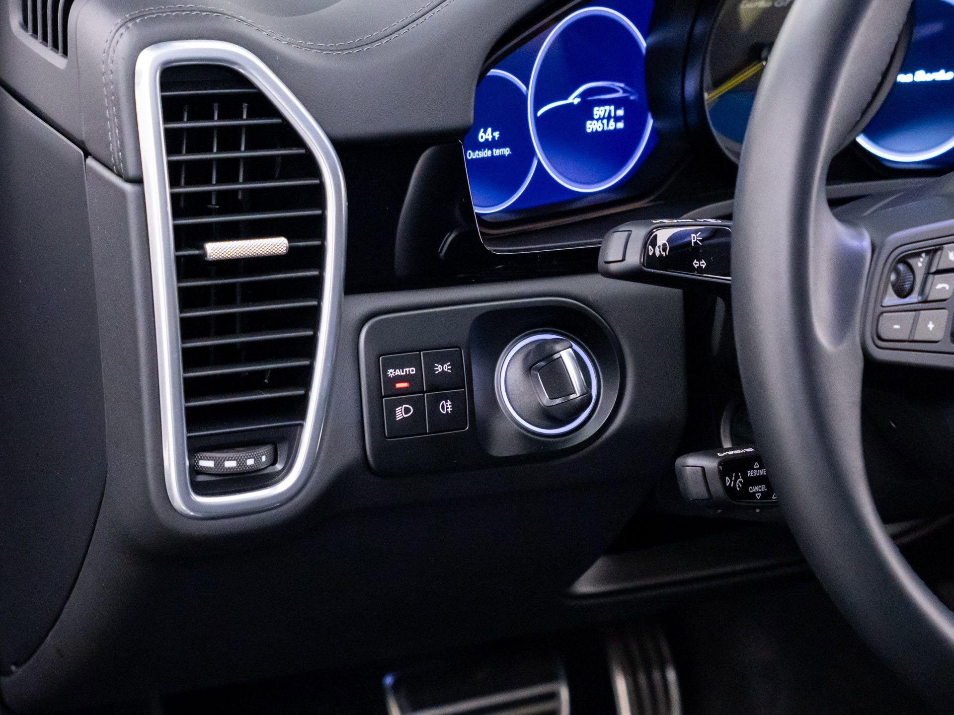 Certified 2022 Porsche Cayenne Turbo GT AWD/4WD image 20