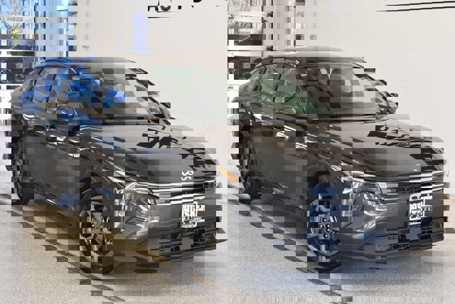 Used 2025 Kia K4 LXS