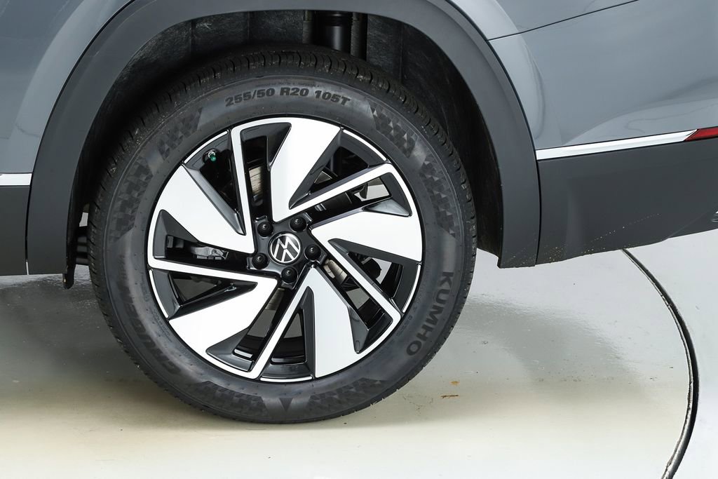 New 2026 Volkswagen Atlas SEL image 6