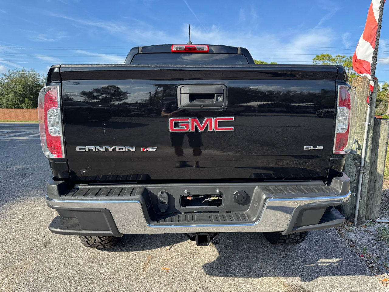 Used 2020 GMC Canyon SLE w/ Trailering Package image 4