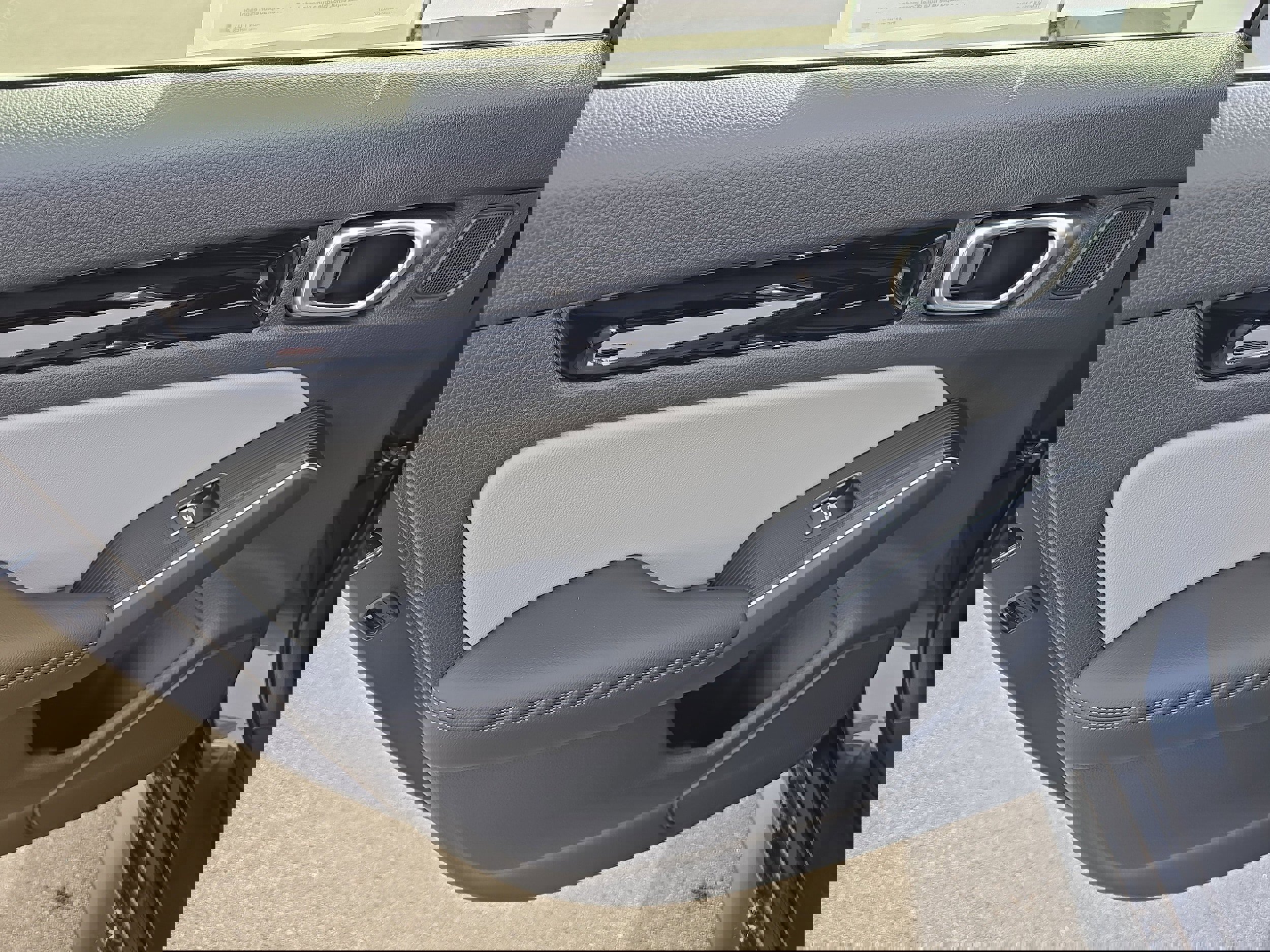 Used 2025 Honda Civic Sport Touring image 9