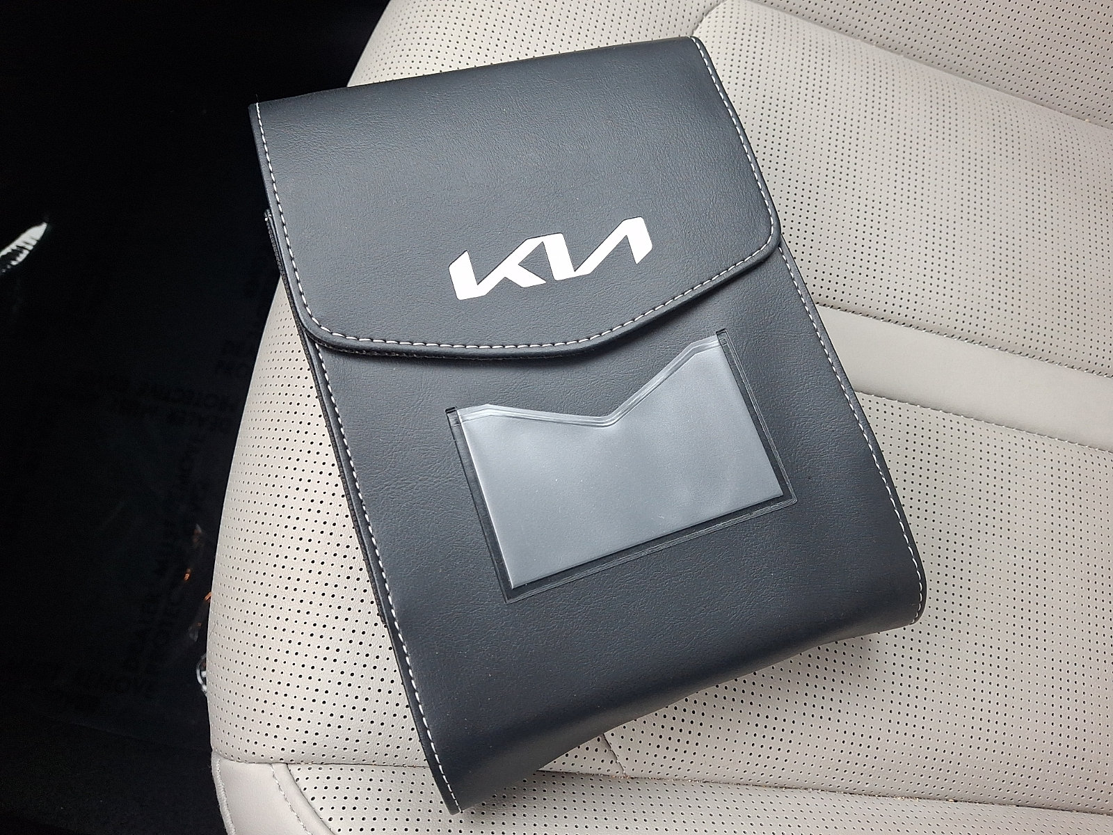 Used 2025 Kia Sorento S AWD/4WD image 26