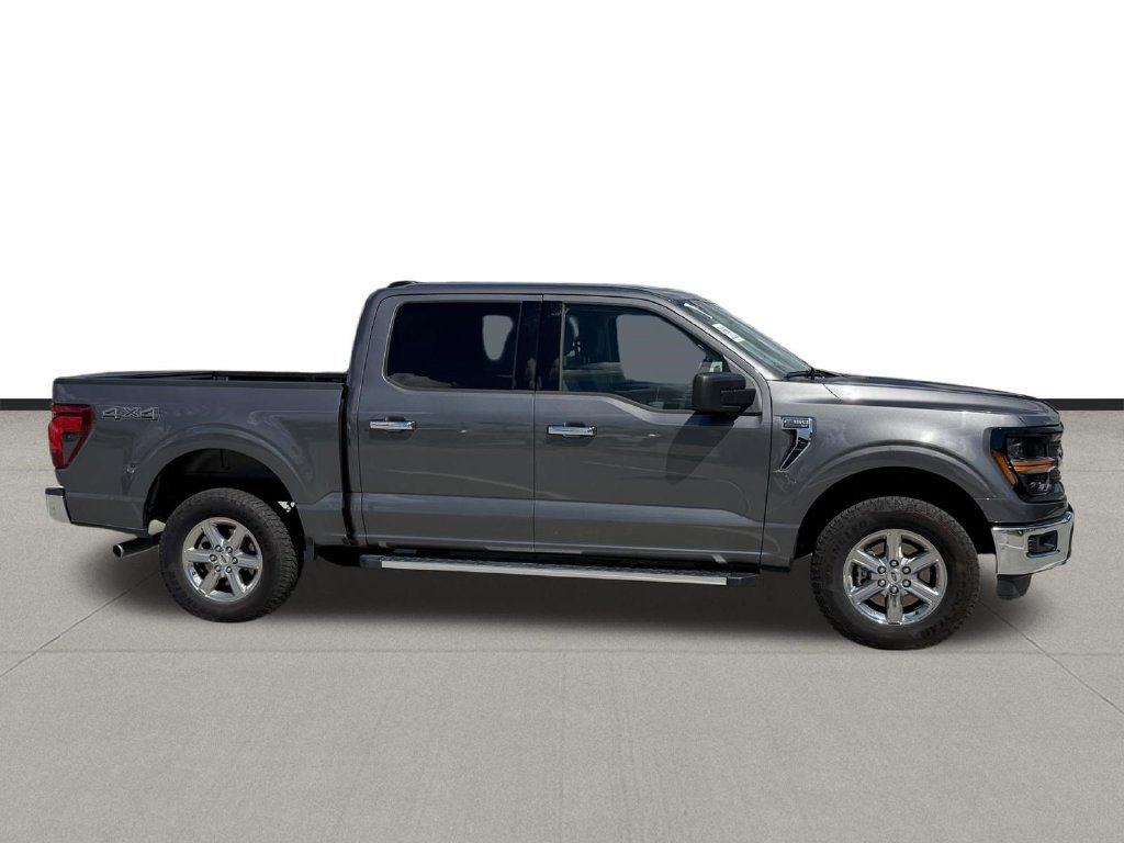 Used 2025 Ford F150 XLT w/ Equipment Group 301A Standard AWD/4WD image 4