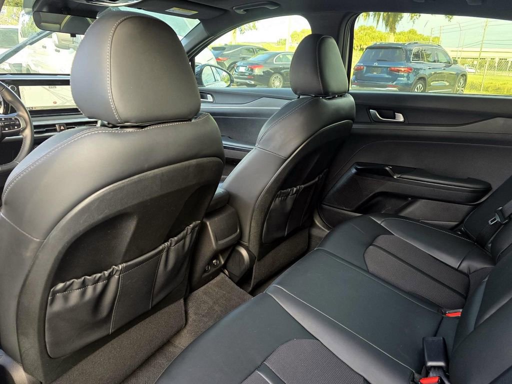 Used 2023 Kia K5 GT-Line image 32