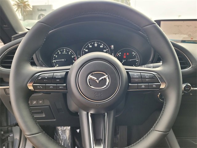 New 2025 MAZDA MAZDA3 Hatchback w/Premium Plus Pkg image 12