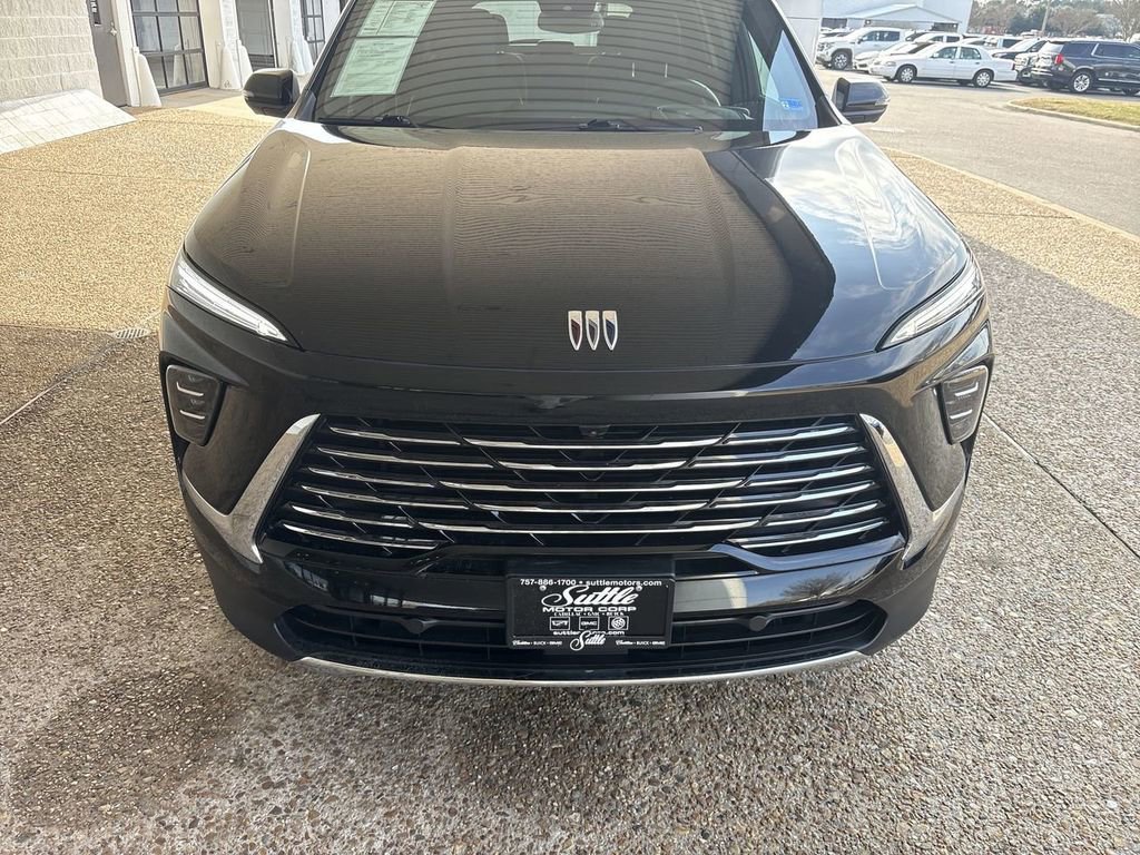 Certified 2025 Buick Enclave Preferred image 31