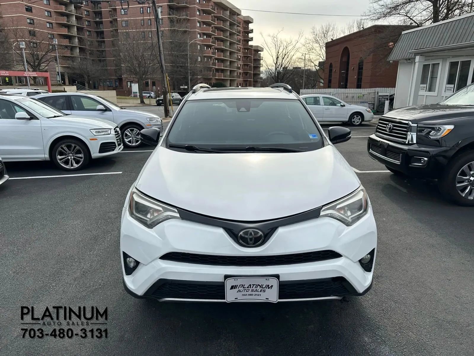 Used 2018 Toyota RAV4 SE w/ Power Extra Value Package image 5
