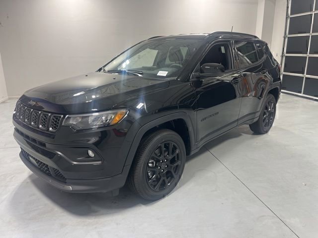 New 2026 Jeep Compass Latitude AWD/4WD image 3
