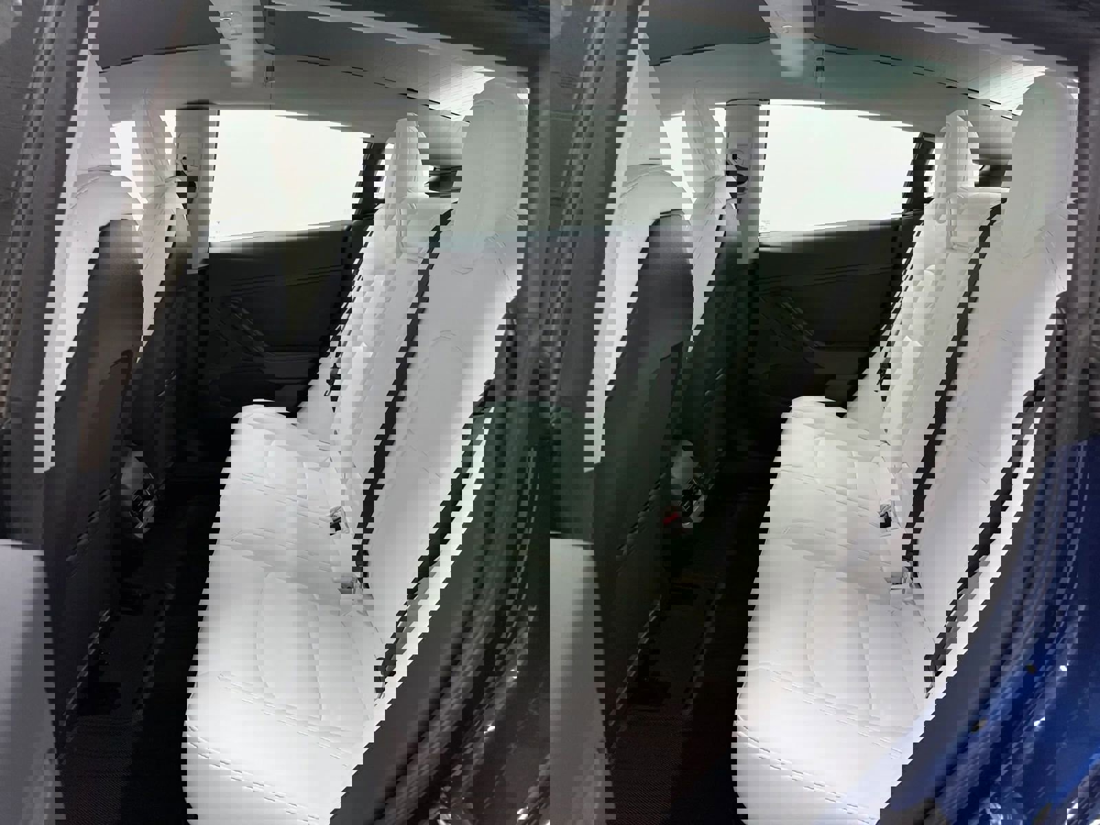 Used 2023 Tesla Model 3 Performance image 18