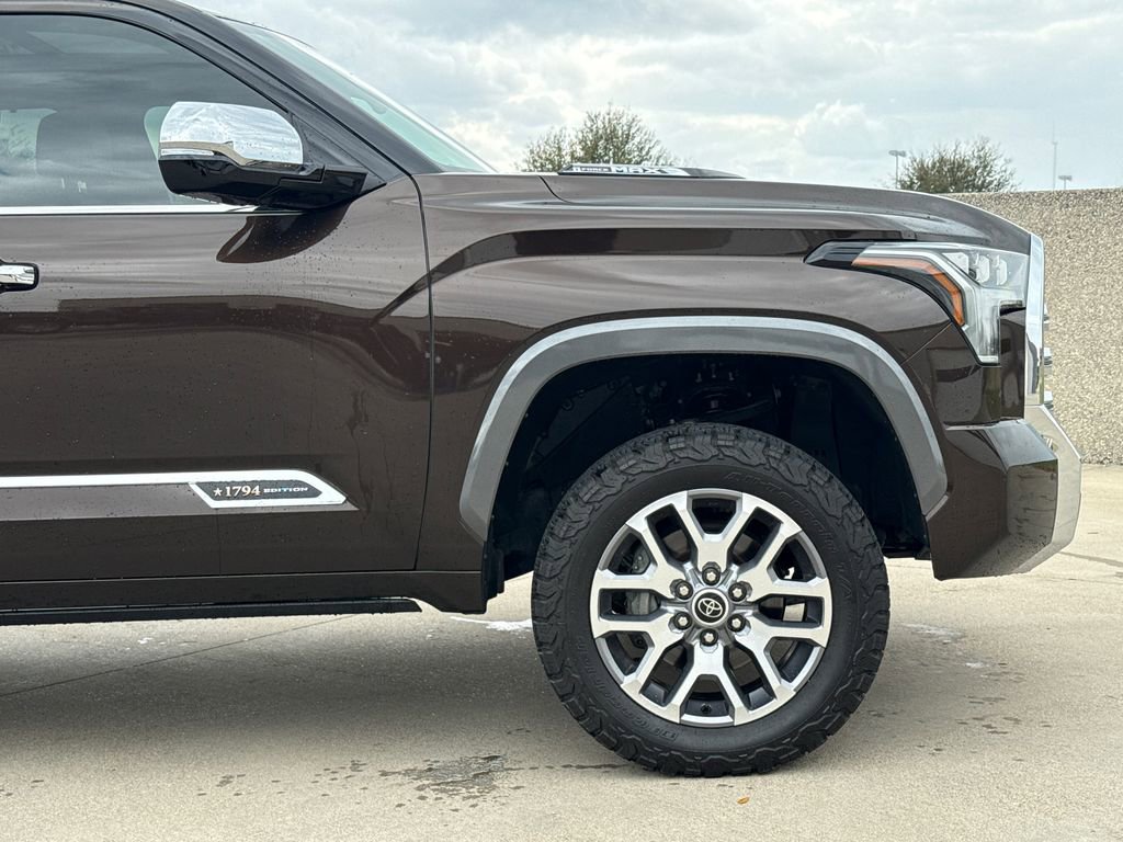 Used 2022 Toyota Tundra 1794 Edition image 5