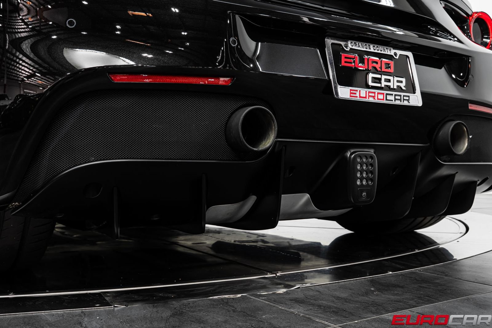 Used 2019 Ferrari 488 GTB RWD image 23